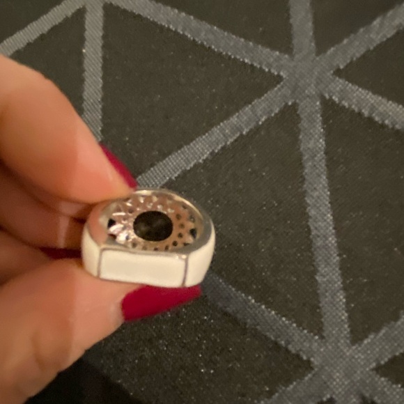 Banana Republic ring sz 6 - Picture 3 of 3